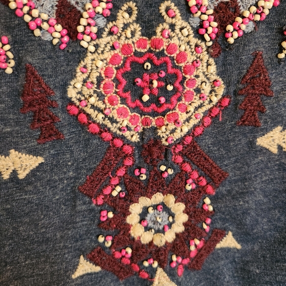 Denim blue embroidered seed bead design long sleeve tshirt - Picture 10 of 10